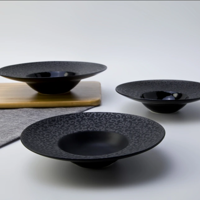 Japanese style hotel restaurant crockery tableware black pasta plates 1