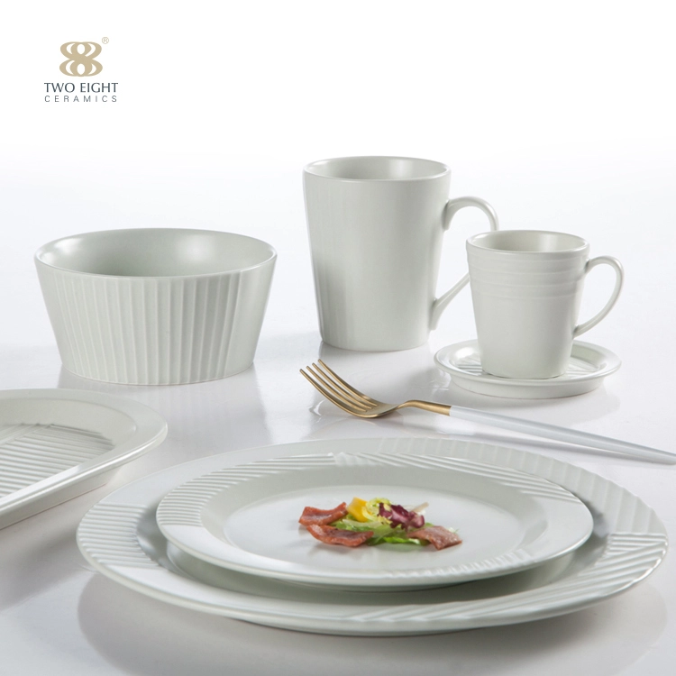 2018 Elegant Dinnerware Sets Dinnerware Type and fine porcelain dinner set 1