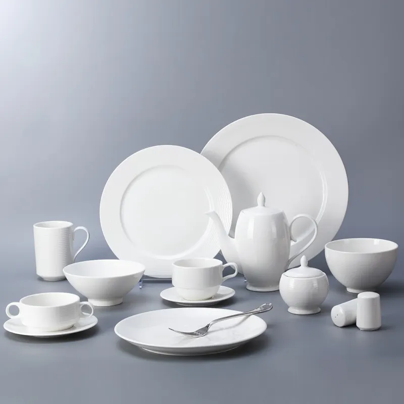 Enhance Your Dining Experience With Modern Restaurant Dinnerware 1