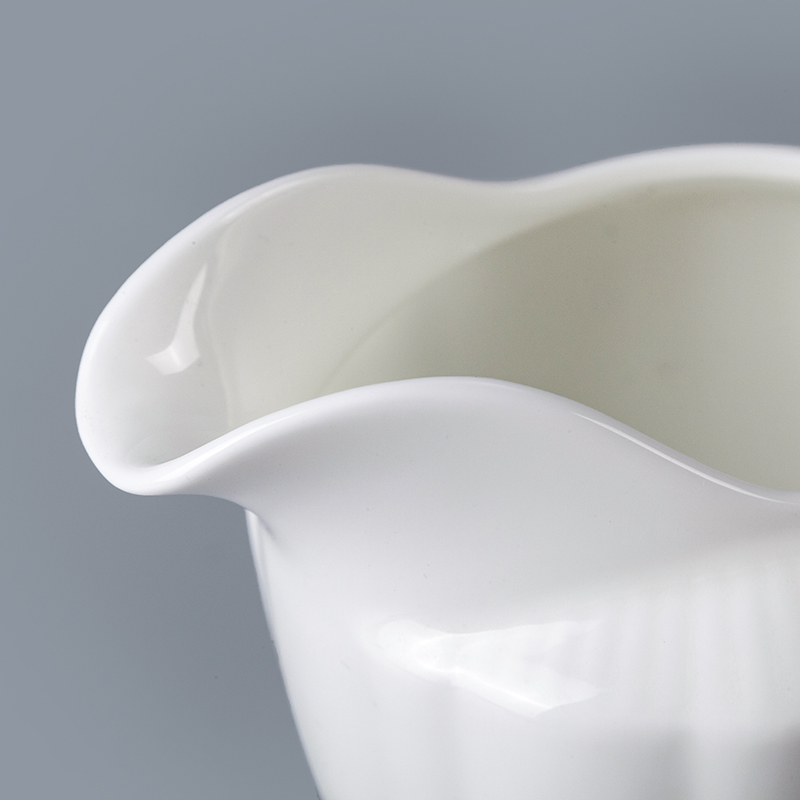 cheap super white porcelain milk jug modern strengthen milk jug use in cafe restaurant hotel 3