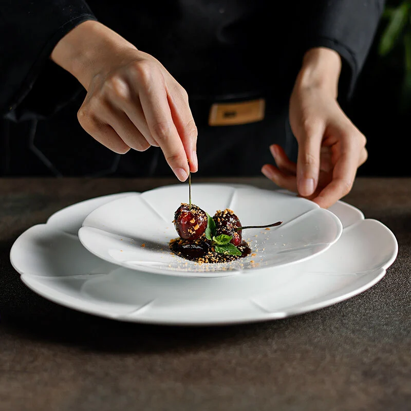 Girassol Collection - 2023 New Design White  Porcelain Dinnerware For Hotel, Restaurant, Event... 1