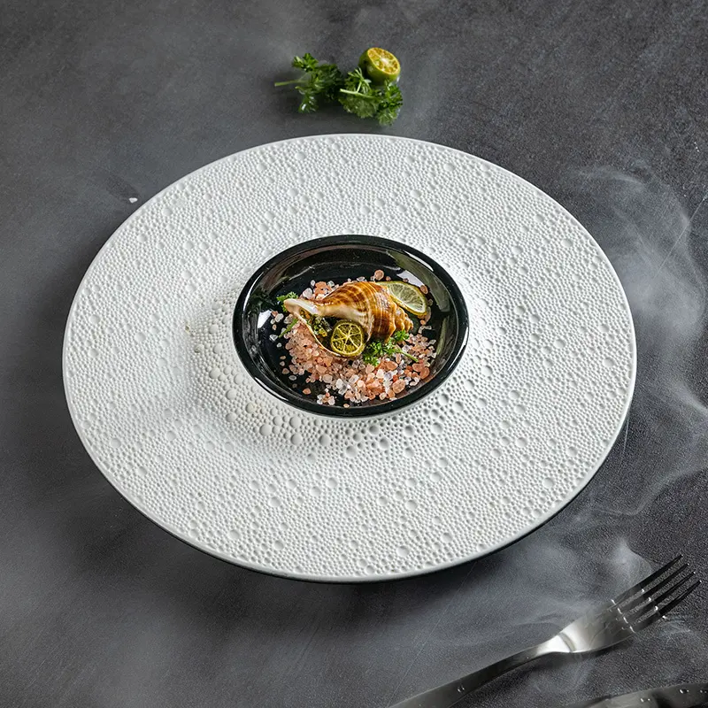 Elevate Your Dining Experience With A Beautiful Porcelain Dinnerware Set 1