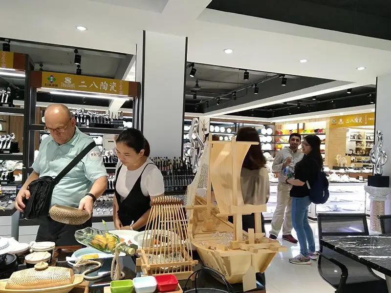 Online Chef - Vegetarian Food  -  nice restaurant with good vegetarian dishes