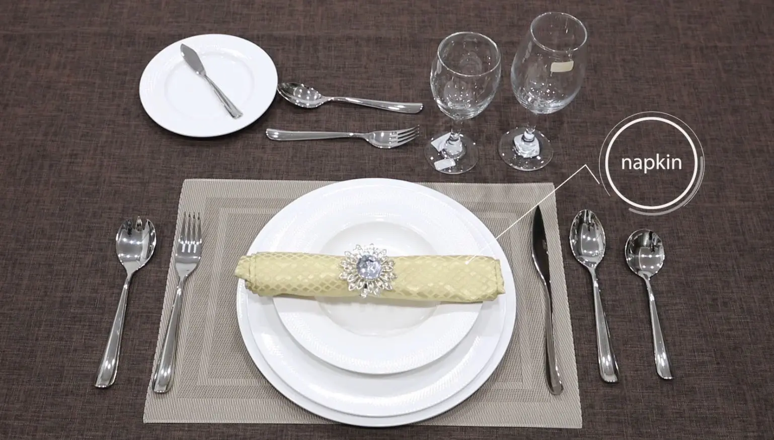 Low calorie foods contain more calories than indicated  -  low calorie dishes at restaurants