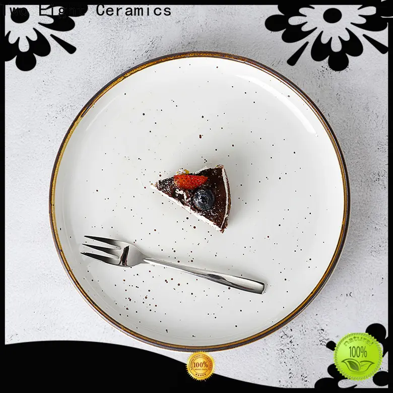 Two Eight cake plates Suppliers for dinner 1