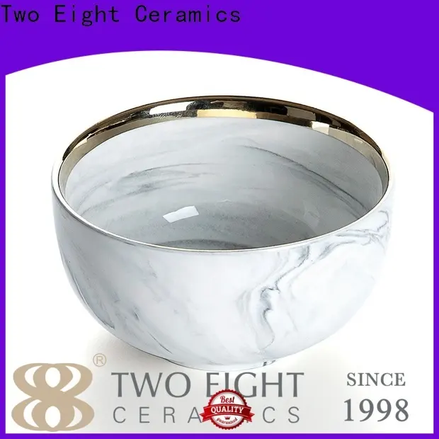 small ceramic bowl with lid1 1