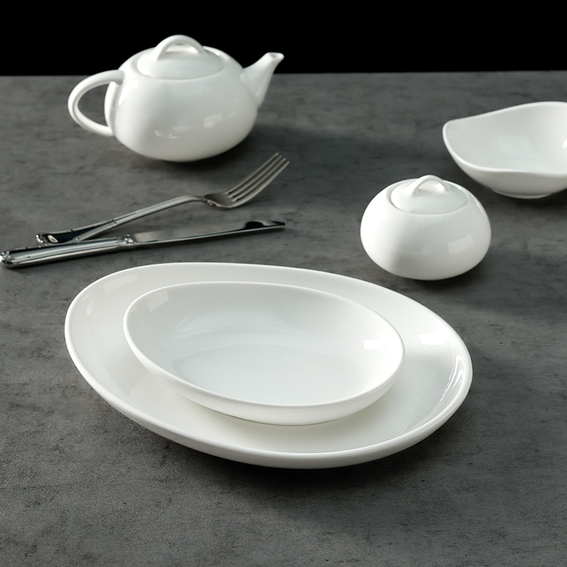 Moon Love Collection - 2024 wholesale White porcelain collection For Restaurants, Hotels and Events 9