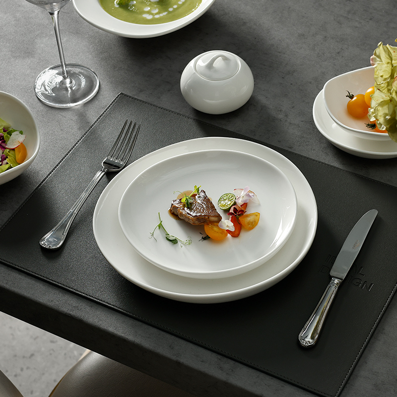 Moon Love Collection - 2024 wholesale White porcelain collection For Restaurants, Hotels and Events 1