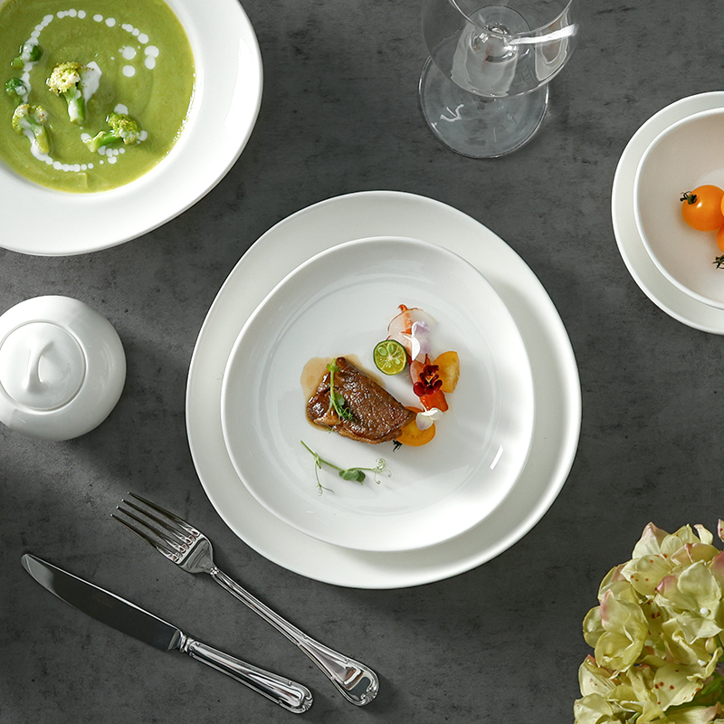 Moon Love Collection - 2024 wholesale White porcelain collection For Restaurants, Hotels and Events 3