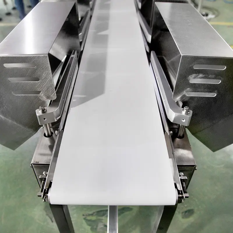 Packaging Machine for Hardware Plastics 1820(L)x1300(W)x1290(H)series 2