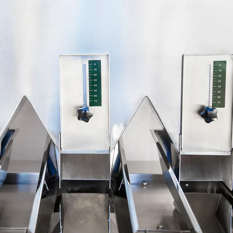 Kenwei Pouch Packing Machine X(1)manufacturing 3