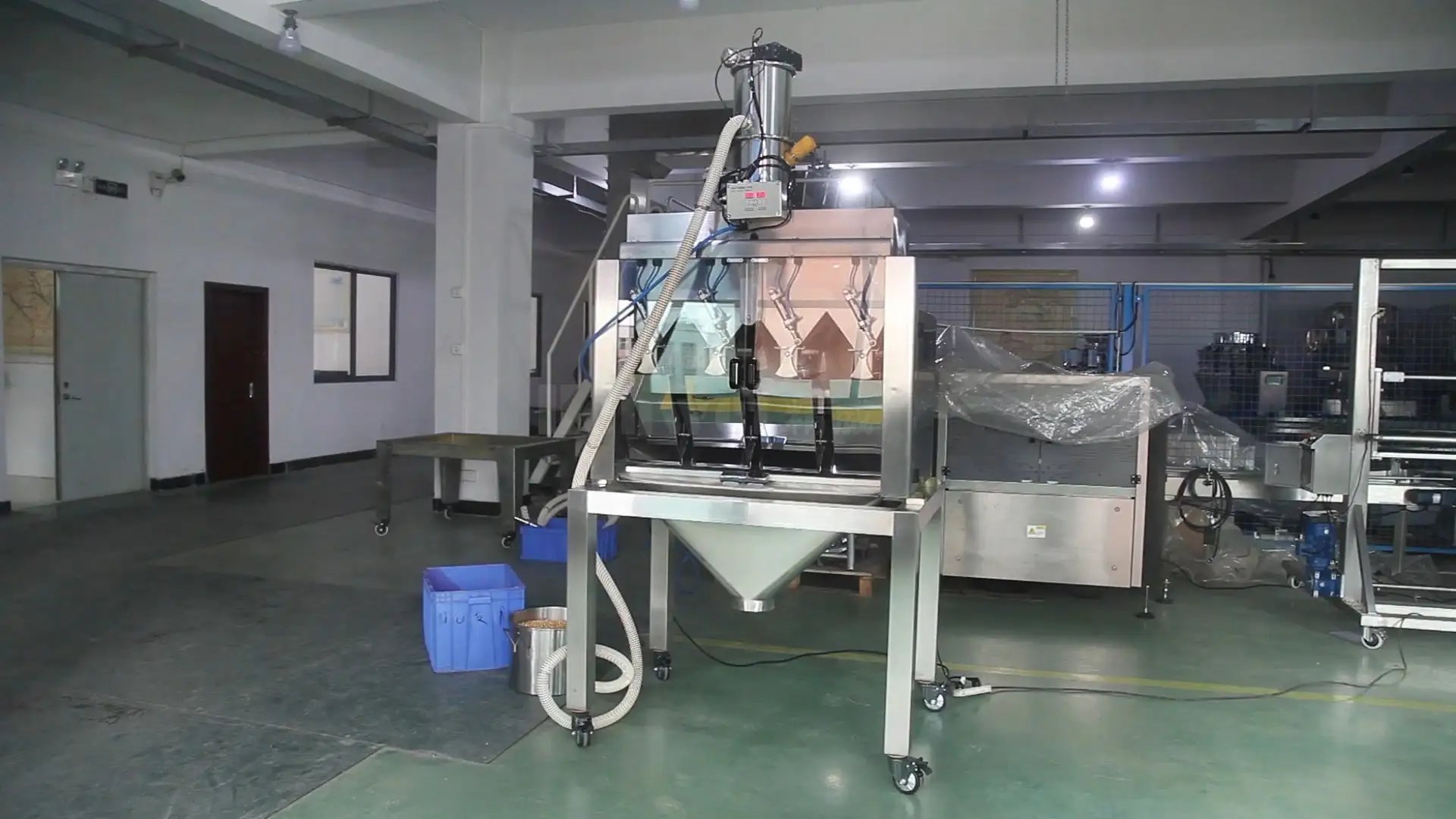 Semi automatic vacuum feeding linear weigher system JW-B19 1