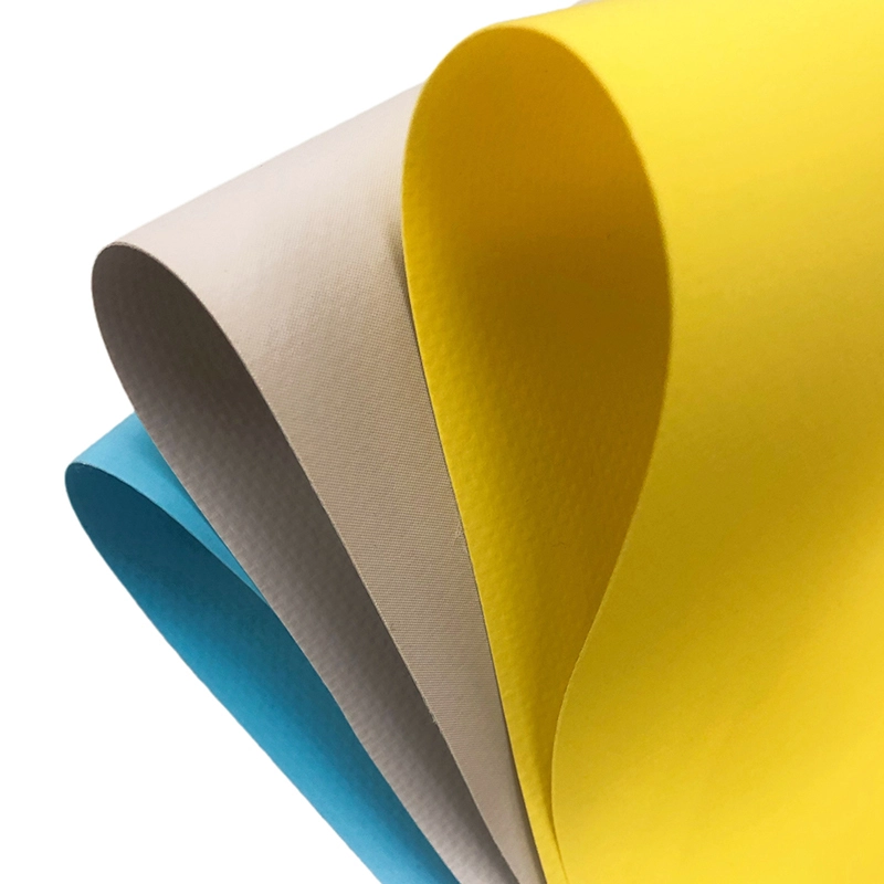 Bâche en PVC pour membrane architecturale 1