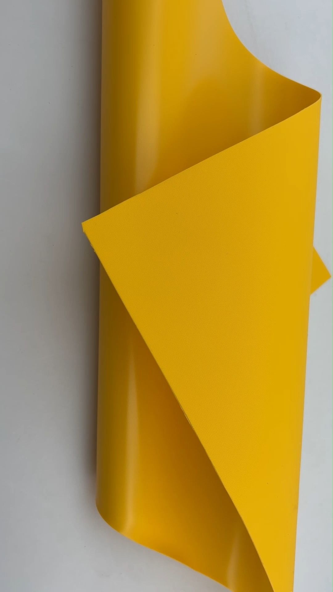 Película de PVC amarilla con relieve 1