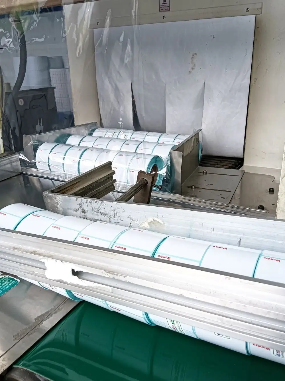 Thermal Barcode Sticker Roll Cardboard Box by Easy Stick 6