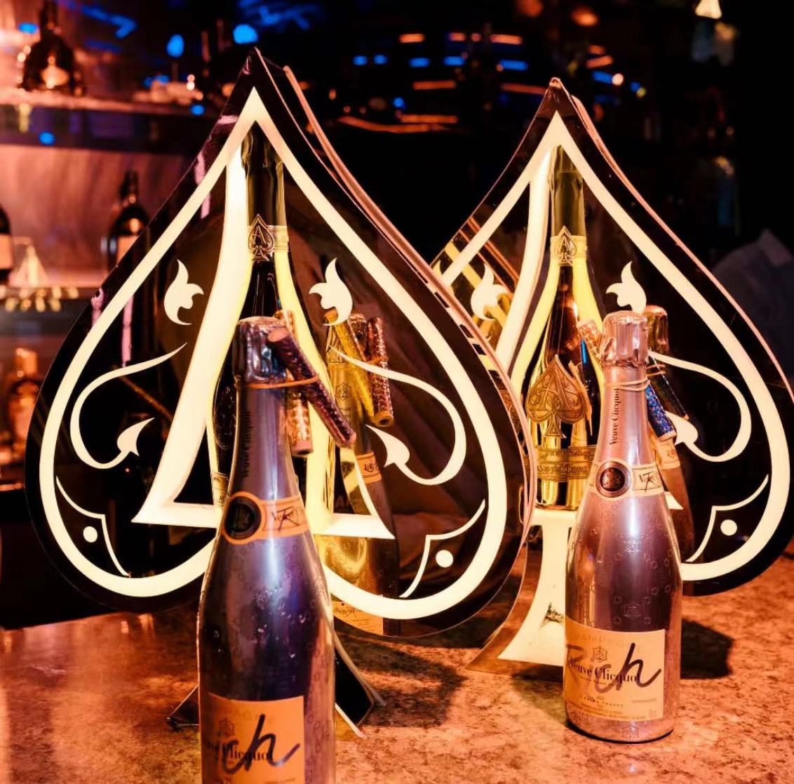 Full Color LED Acrylic Ace of Spade Champagne Bottle Presenter For Nightclub-1740640639597327 2