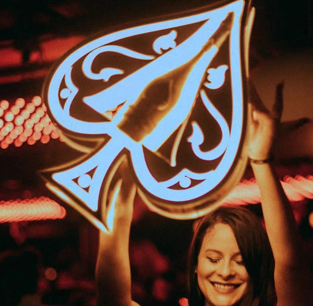 Full Color LED Acrylic Ace of Spade Champagne Bottle Presenter For Nightclub-1740640639597327 4