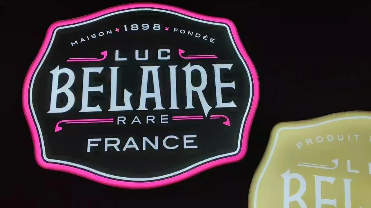 Xingxuancai a conduit le panneau de marque Belaire rechargeable | Logo de marque personnalisé | Spectacle de la boîte de nuit RVB 1