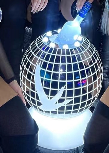 Ball Shape RGB Rechargeable LED Grey Goose Vodka Bottle Presenter For Nightclub 4