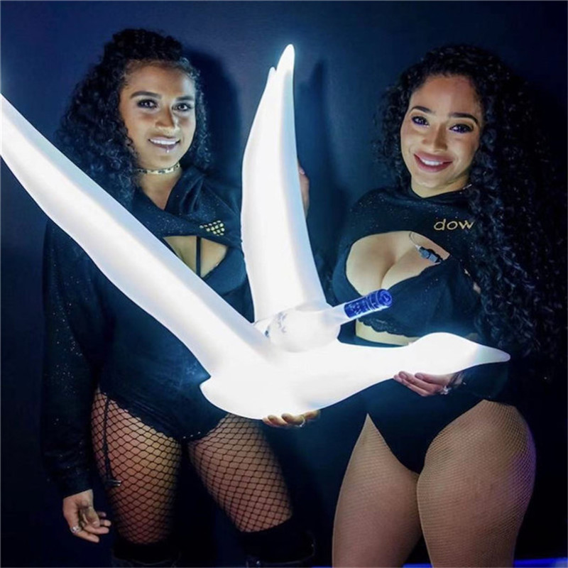 Présentoir à LED blanc pour bouteille de vodka Grey Goose pour discothèque 4