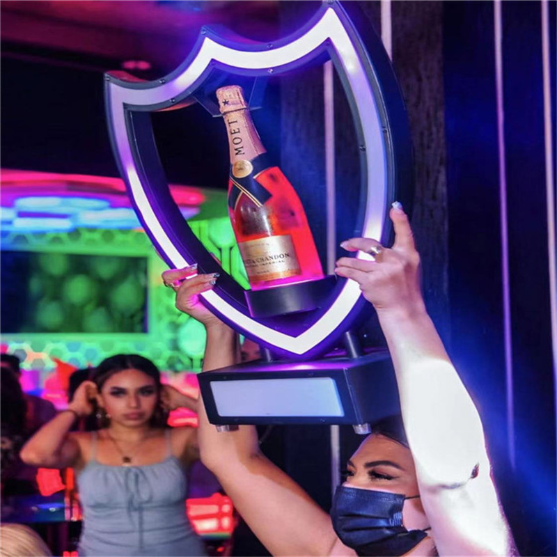Espositore per bottiglie di champagne Dom Perignon a LED per discoteca1 4
