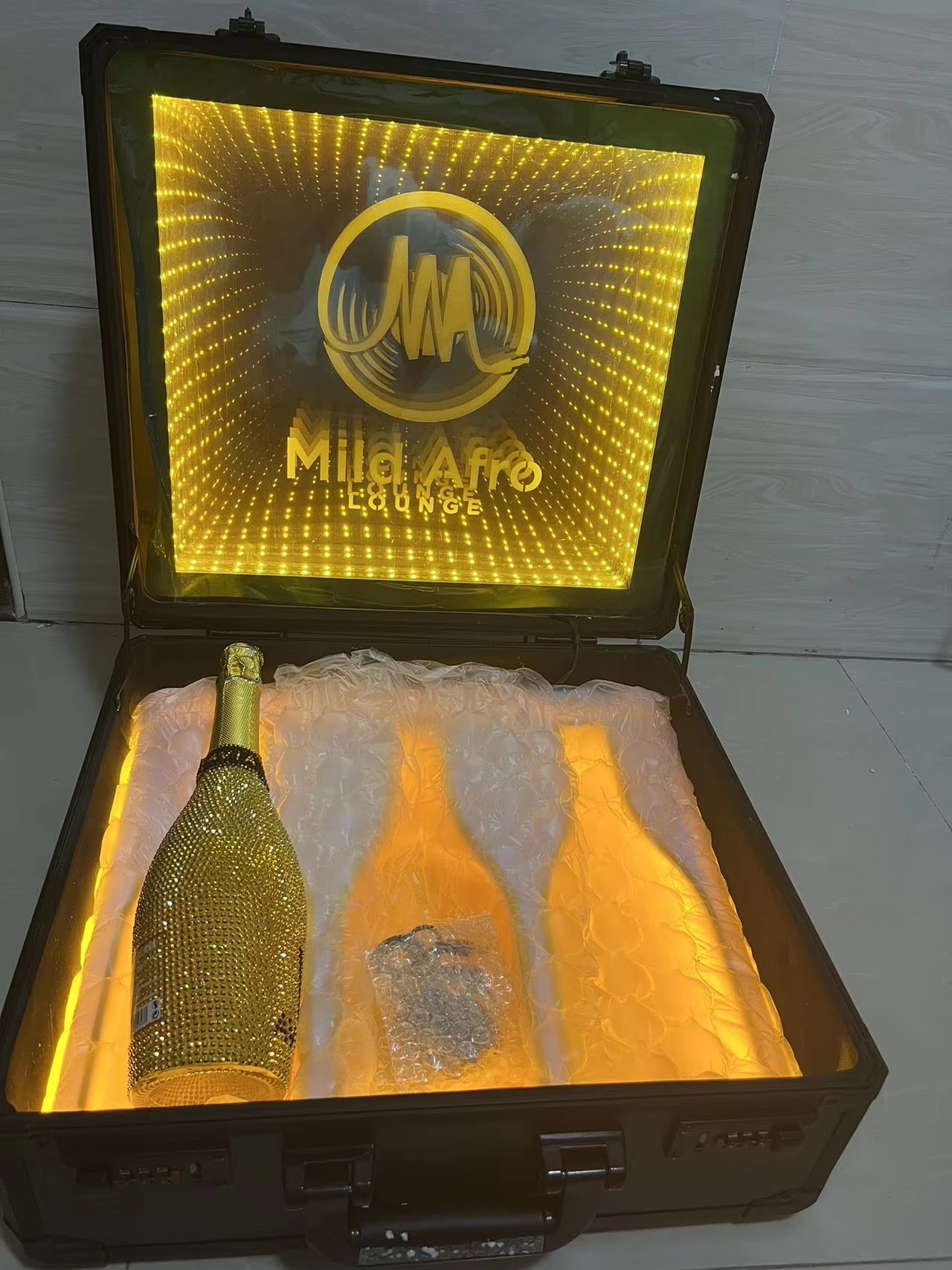 2026 LED Acrylic Bottle Presenter-Colorful Nightclub Bar Glorifier-1781699181616683 2
