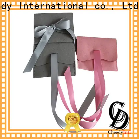 Cheedy High-quality cheap velvet pouches supply for necklace 1