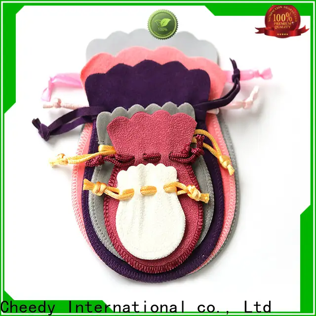 Best custom velvet jewelry boxes packaging factory for necklace 1