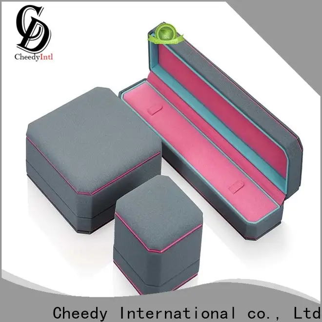 Cheedy pu luxury packaging ideas supply for necklace 1