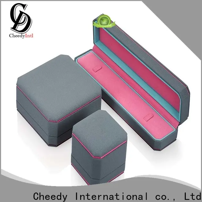 Cheedy pu luxury packaging ideas supply for necklace 1
