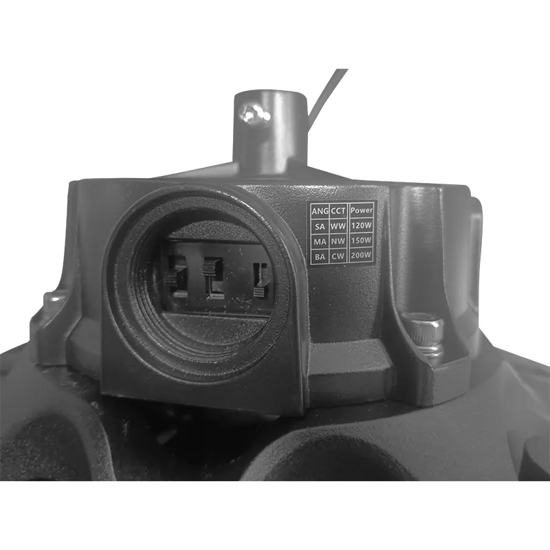 Fornecimento personalizado de luminárias High Bay para fábricas. 7