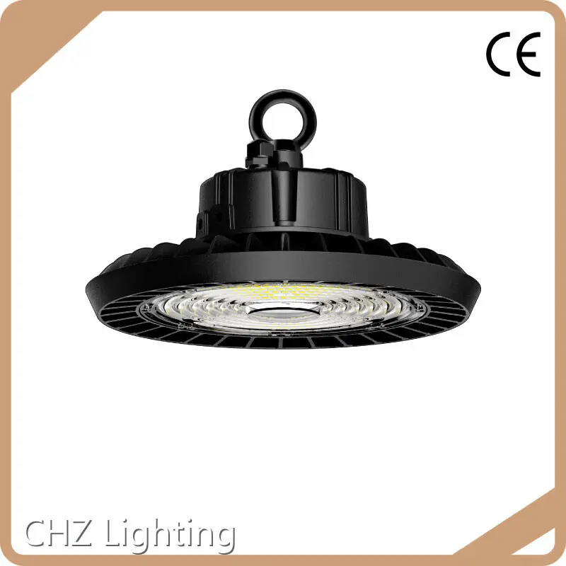 Fabricante de luminárias LED para centros de logística e distribuição. 1