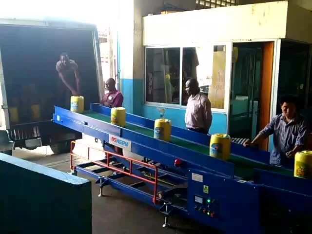 Warehouse conveyor systems jerrycan loading conveyor belt 1