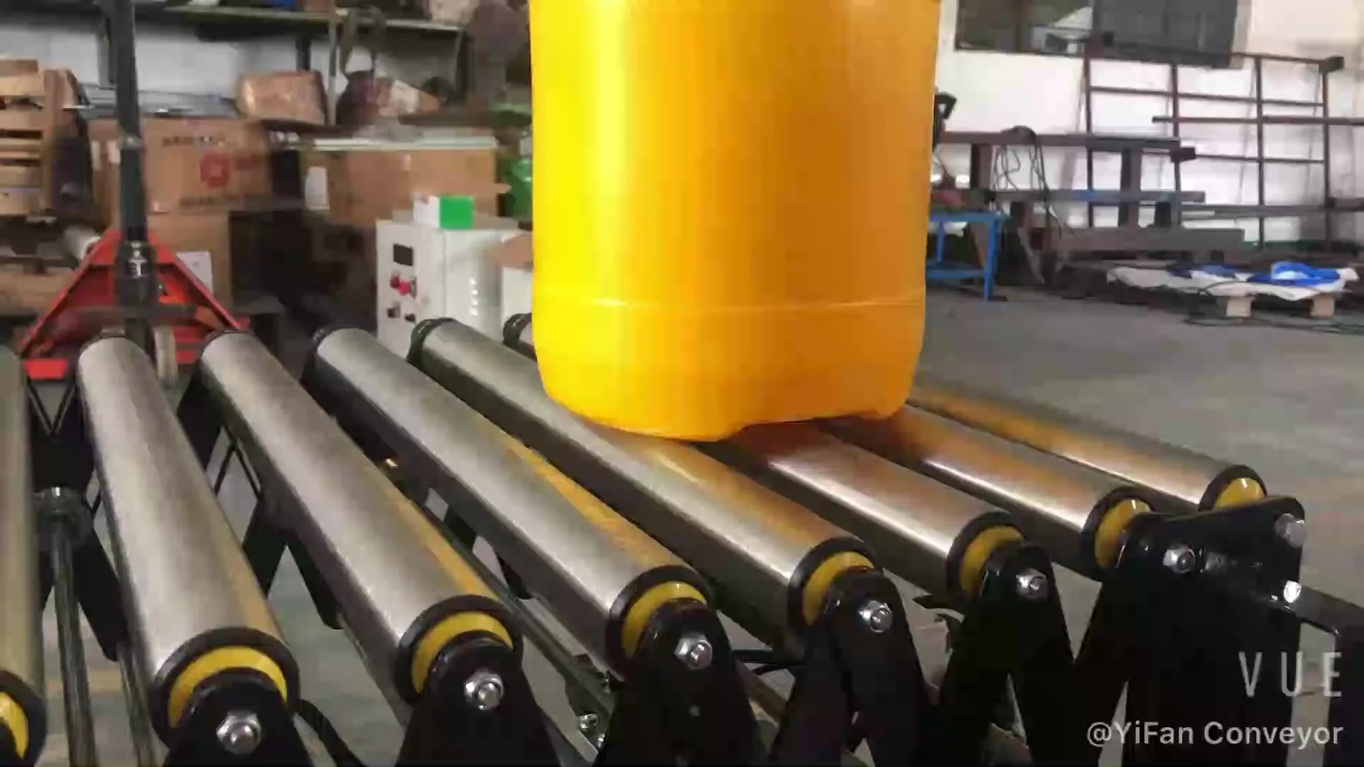 Motorized telescopic heavy duty  roller conveyor for loading unloading jerry cans in warehouse 1