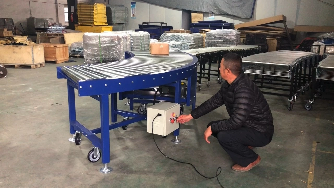 Curved roller conveyor belt for transport 50KG cartons boxes 1