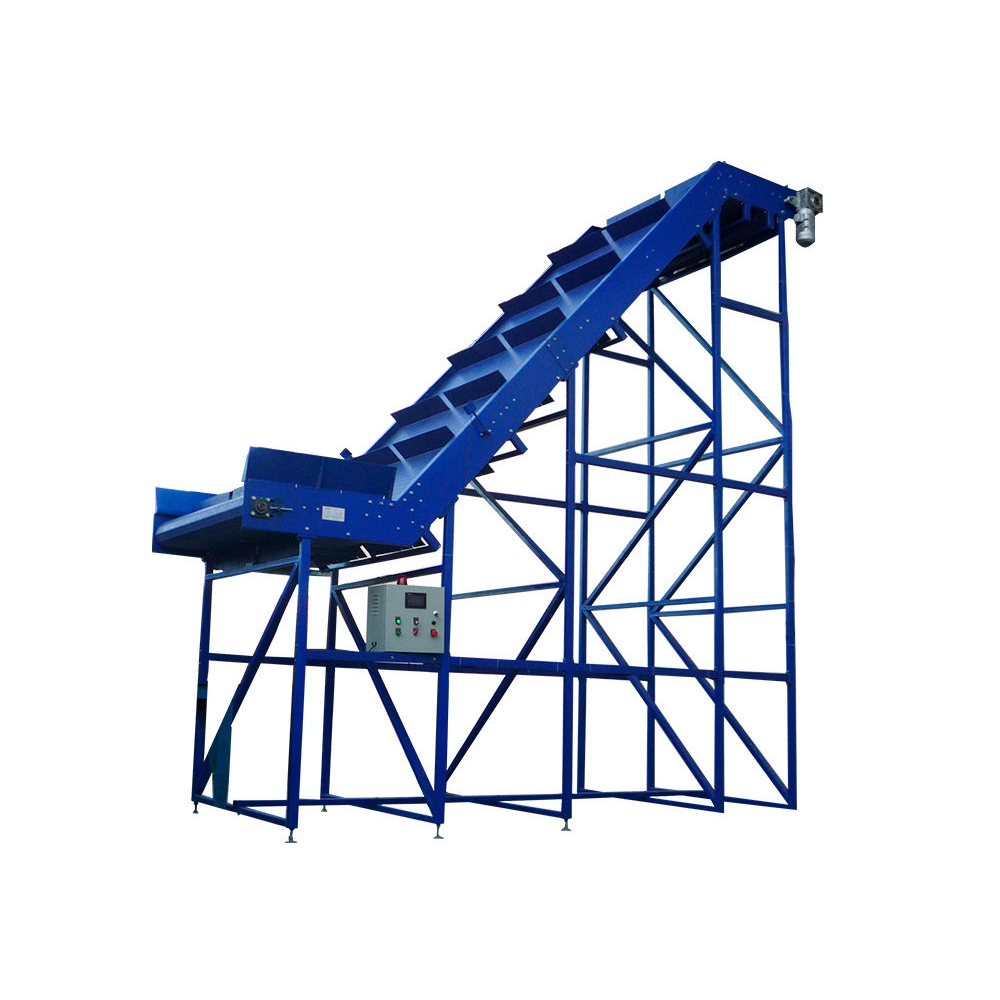 Modular plastic belt conveyor for transport empty jerry cans 1