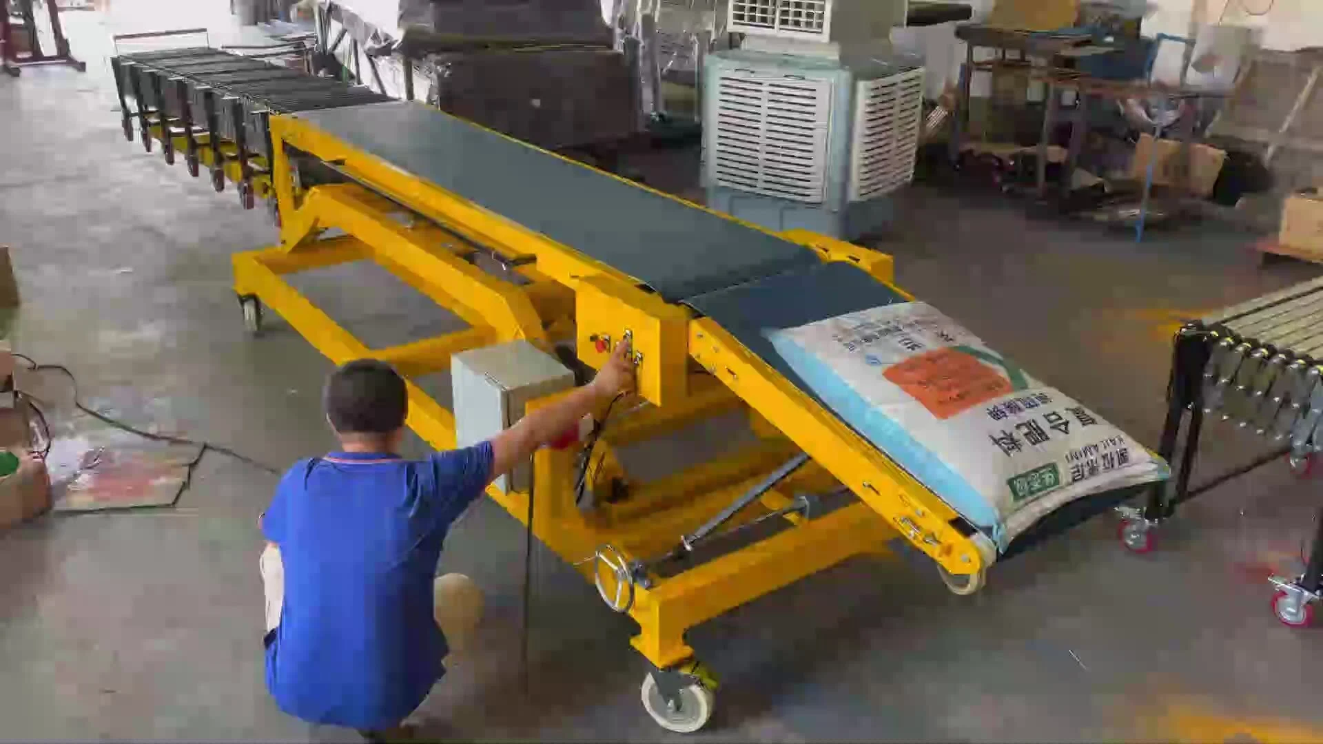 Bag Loading Belt Conveyors for Truck Loading Adjustable Height Belt Conveyor1 1