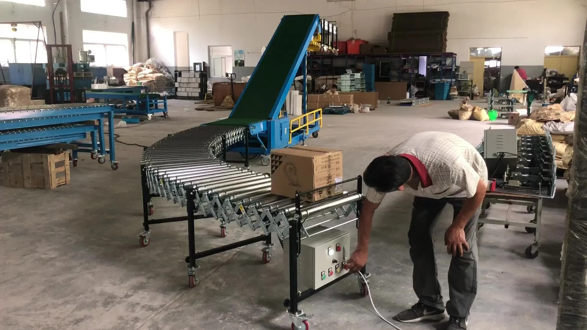 Carrying Machine Truck Loading and Unloading Portable Belt Conveyor1 1