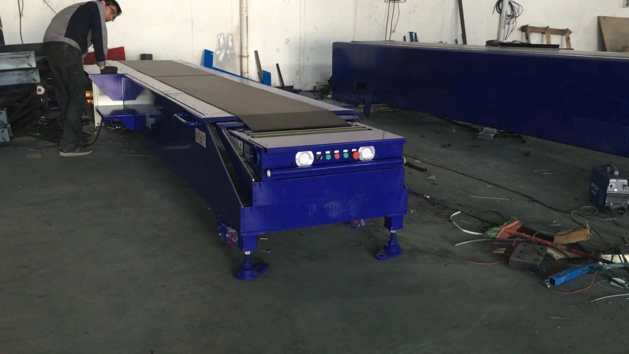 Automatic sheet loading and unloading equipment in warehouse 1