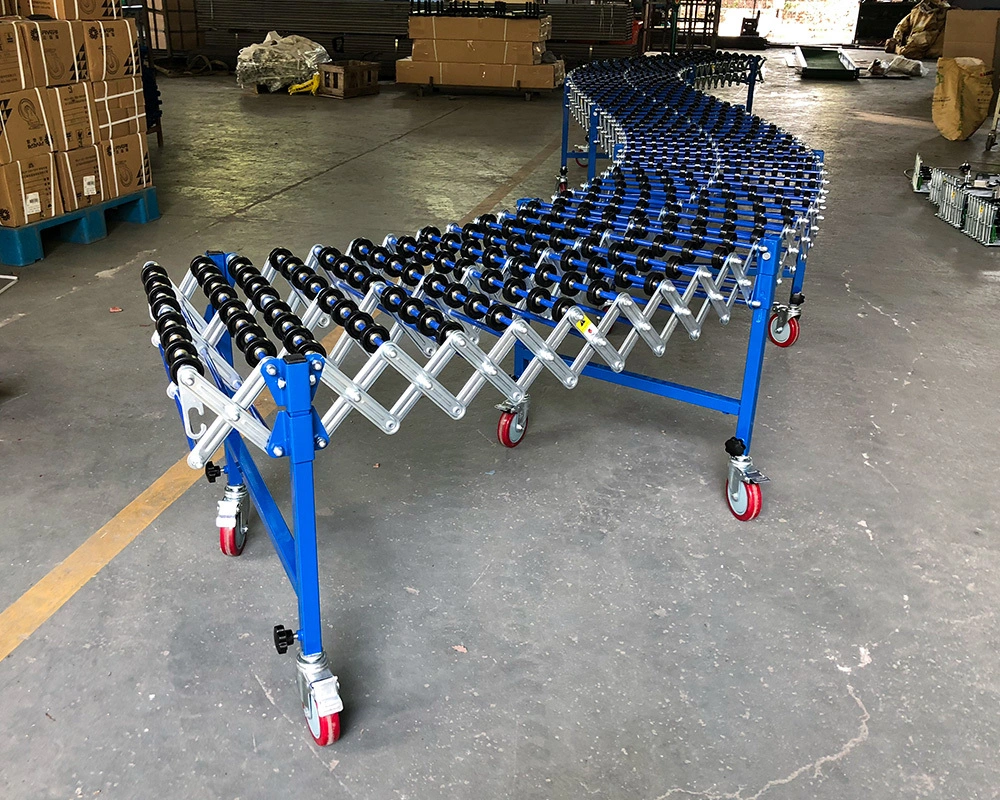 24'' Self Tracking Gravity Plastic Skate Wheel Conveyor 1