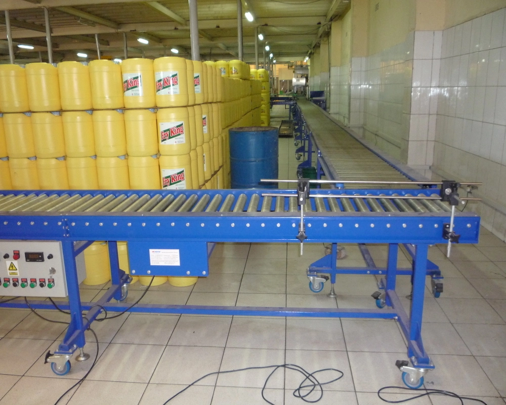 Warehouse Motorized Roller Conveyor 1