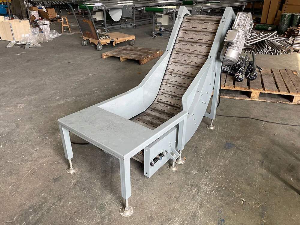 Inclined Stainless Steel 304 Metal Slat Belt Conveyor 1