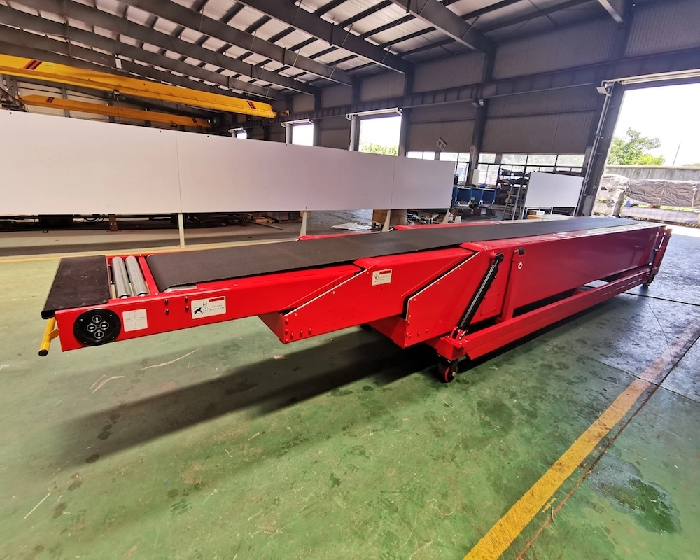 YiFan best telescopic belt conveyor widely use for warehouse 2
