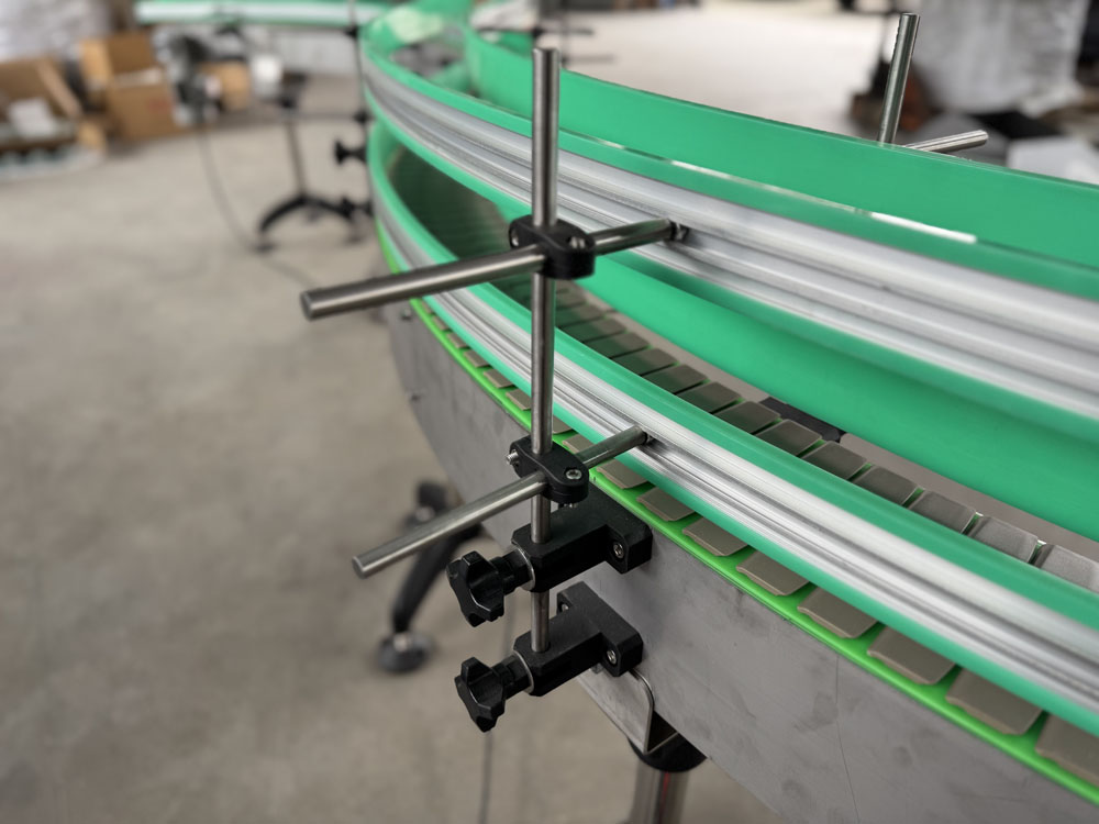 POM Slat Chain Conveyor in SUS304 Frame OEM Factory Price | YiFan Conveyor