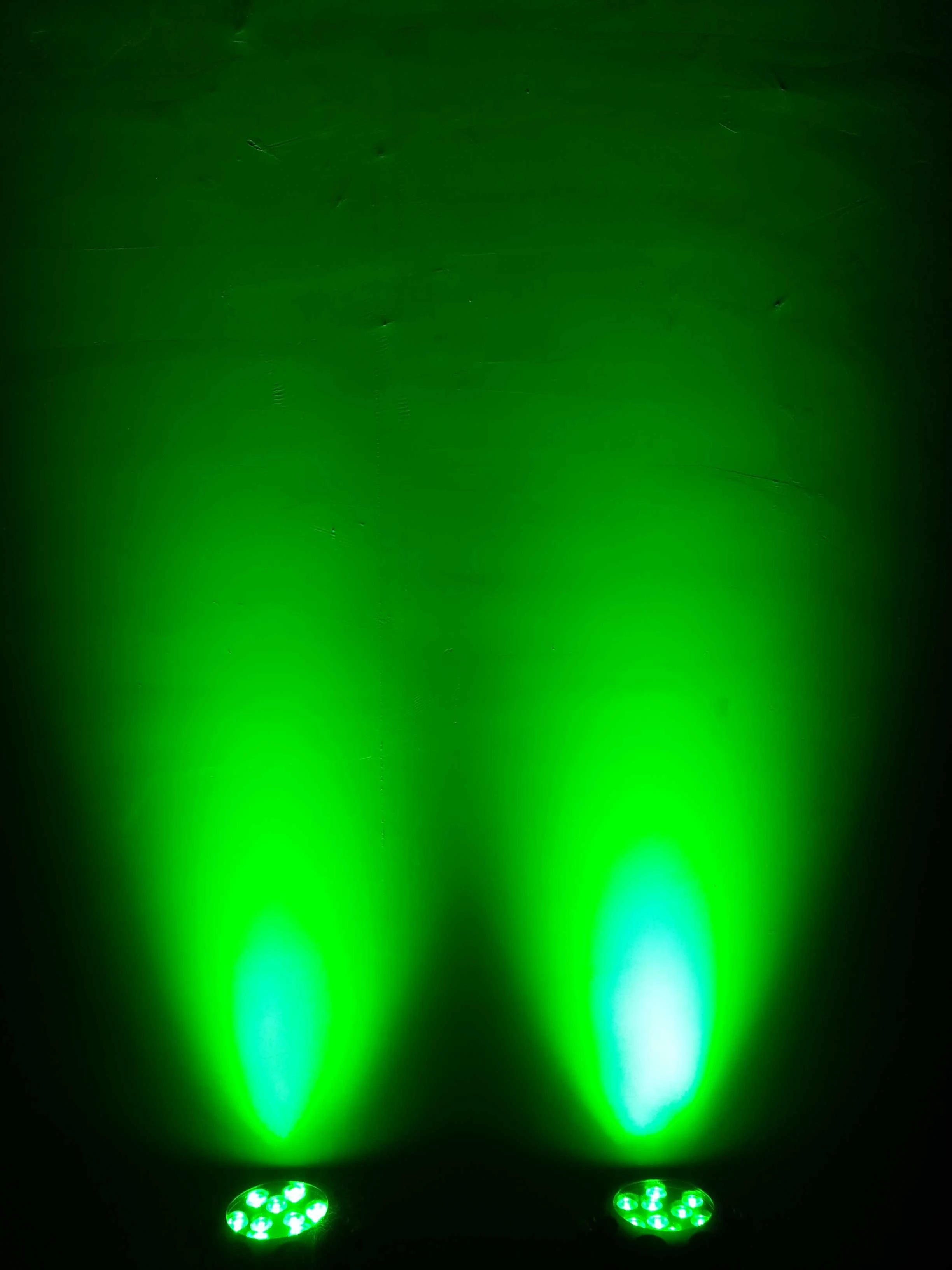 Bulkled Mini Par Light Metal Great 4
