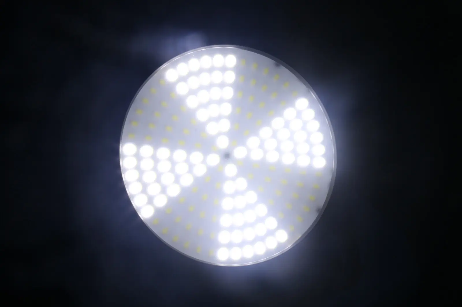 Marslite razor can lighting to get more effect at the same price for KTV 7
