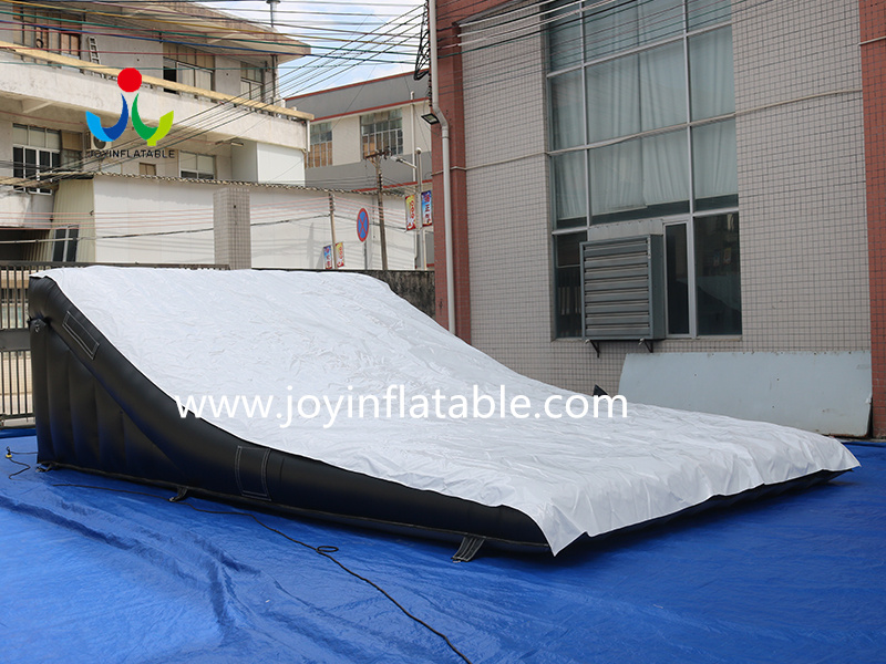 Extreme Sport Premium Safe Inflatable Stunt Airbag For MTB / BMX