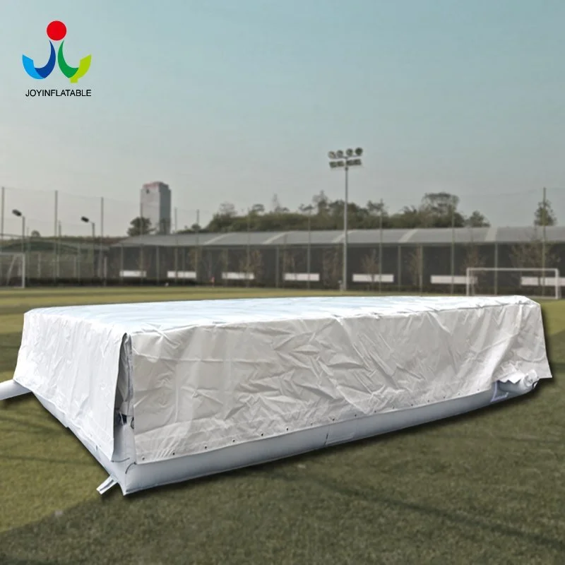 Inflatable Airbag Jump Stunt Trampoline 1