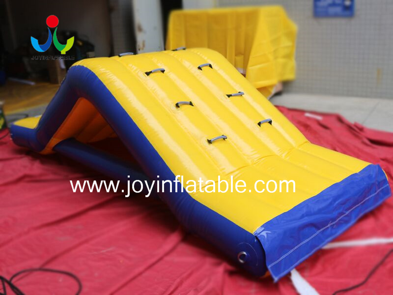 Inflatable Floating Obstacle 2
