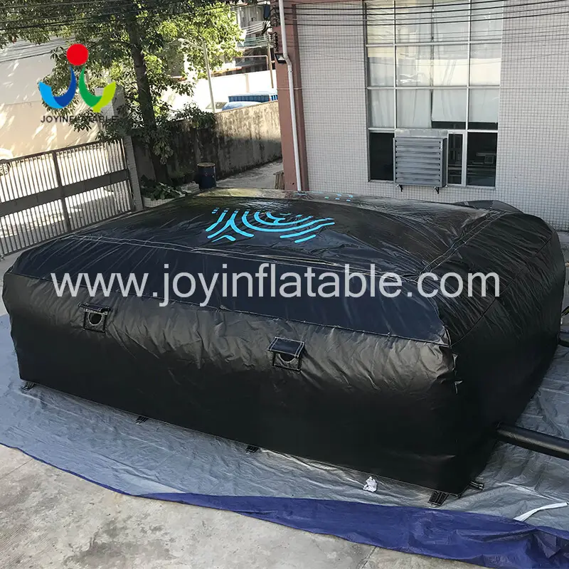Fmx Airbag by JOY Inflatable 2